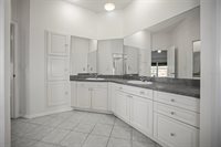 6650 100TH Way North, Saint Petersburg, FL 33708