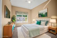 6650 100TH Way North, Saint Petersburg, FL 33708