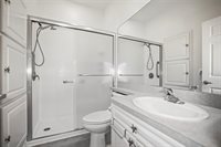 6650 100TH Way North, Saint Petersburg, FL 33708