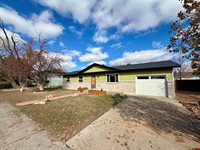 1875 Court Way, Montrose, CO 81401