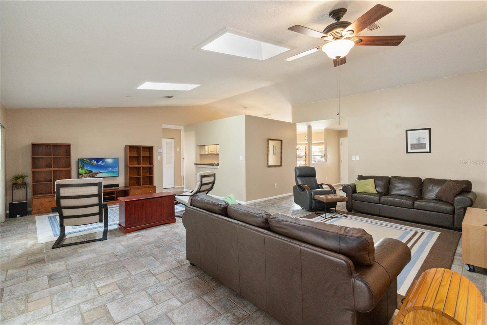 11412 Stamfield Drive, Orlando, FL 32821