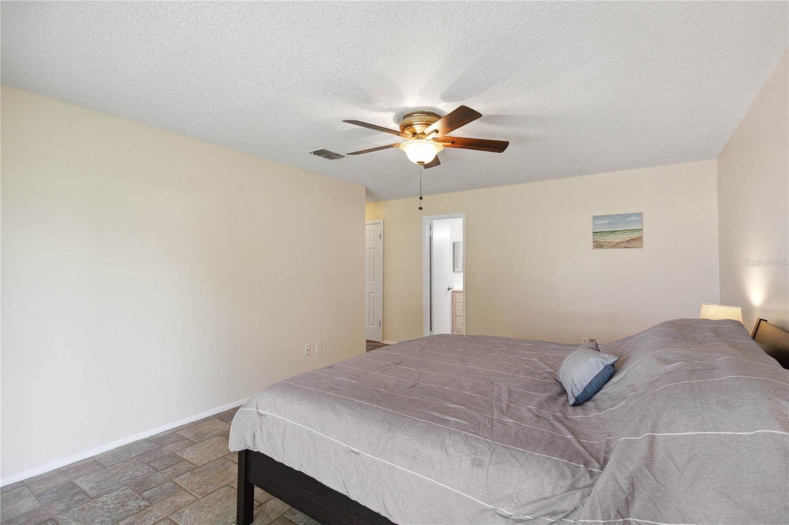 11412 Stamfield Drive, Orlando, FL 32821