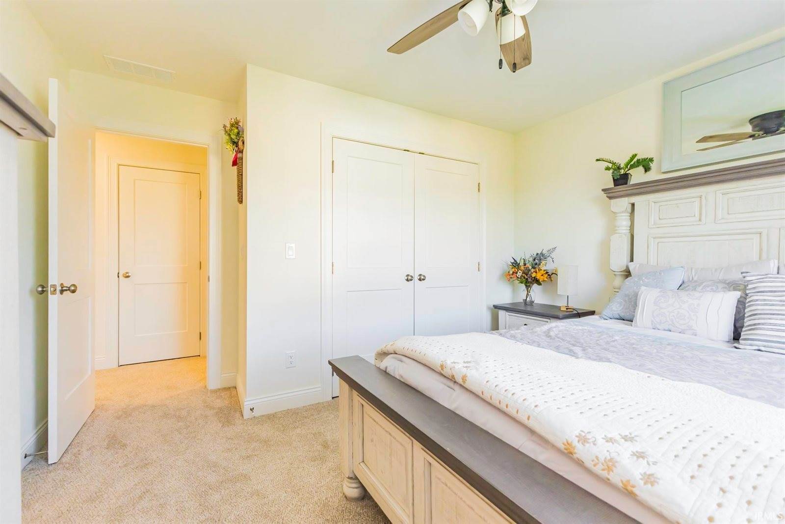 9410 W Milk House Lane, Muncie, IN 47304