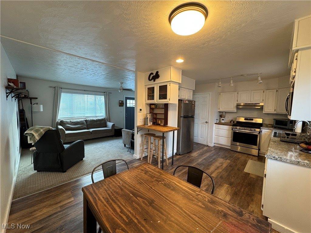 634 North Hartford Avenue, Youngstown, OH 44509