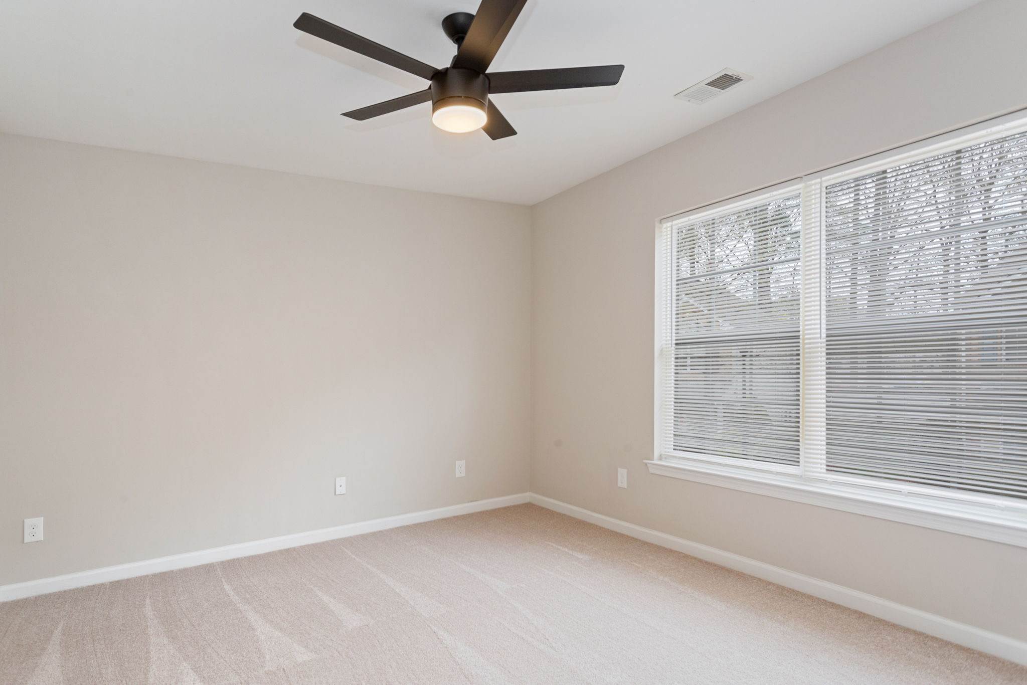 431 Old Colonial Way Unit#203, Newport News, VA 23608