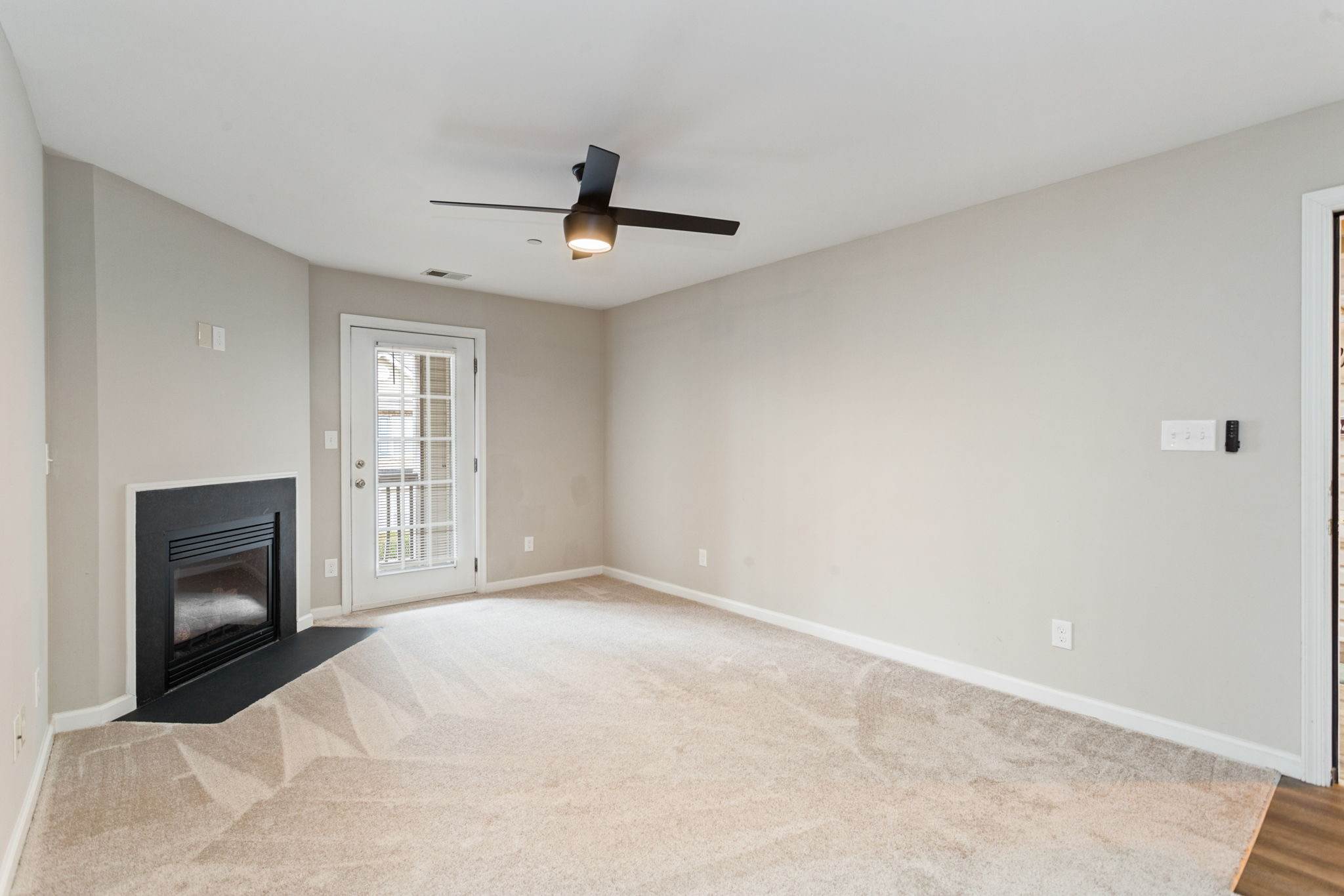 431 Old Colonial Way Unit#203, Newport News, VA 23608