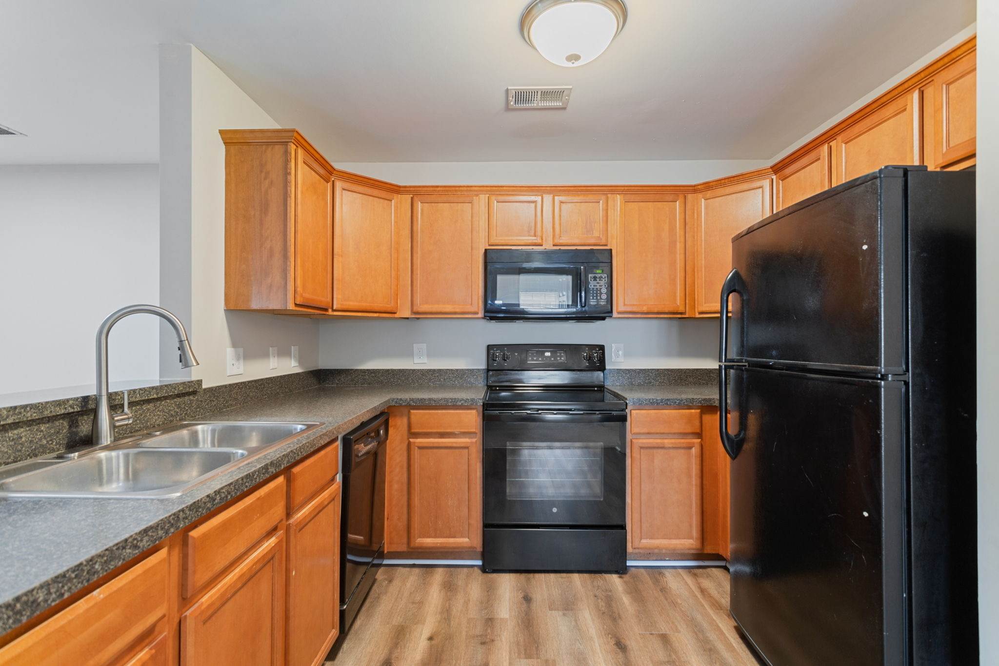 431 Old Colonial Way Unit#203, Newport News, VA 23608