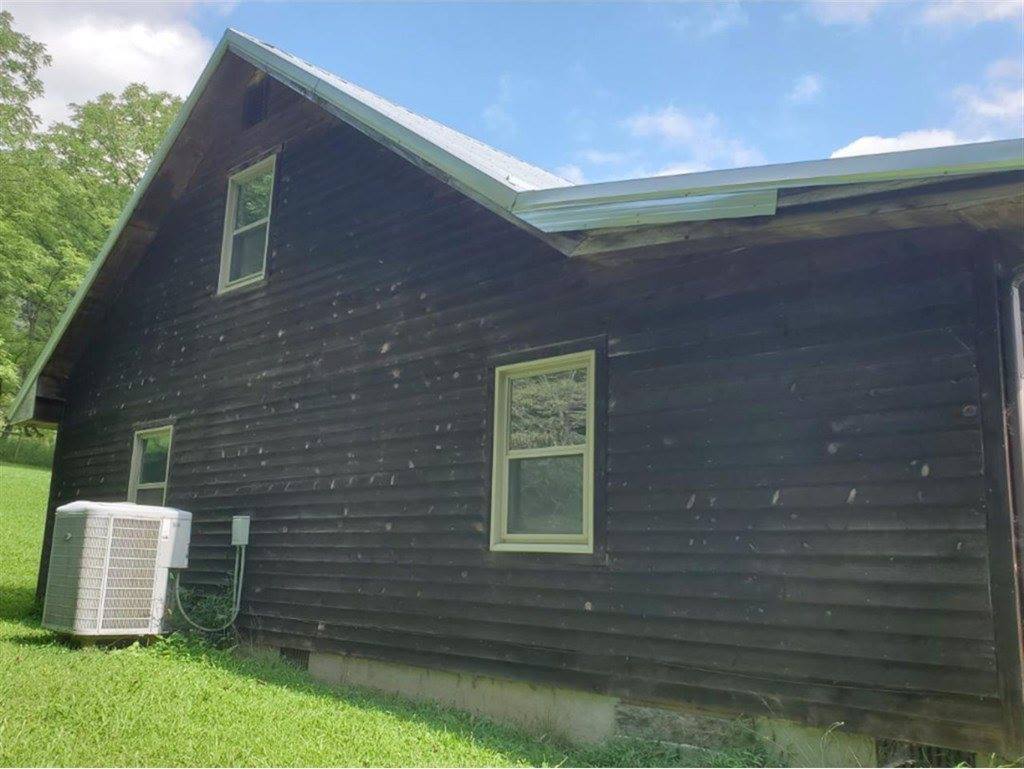 437 Still House Hollow Rd, Saltville, VA 24370