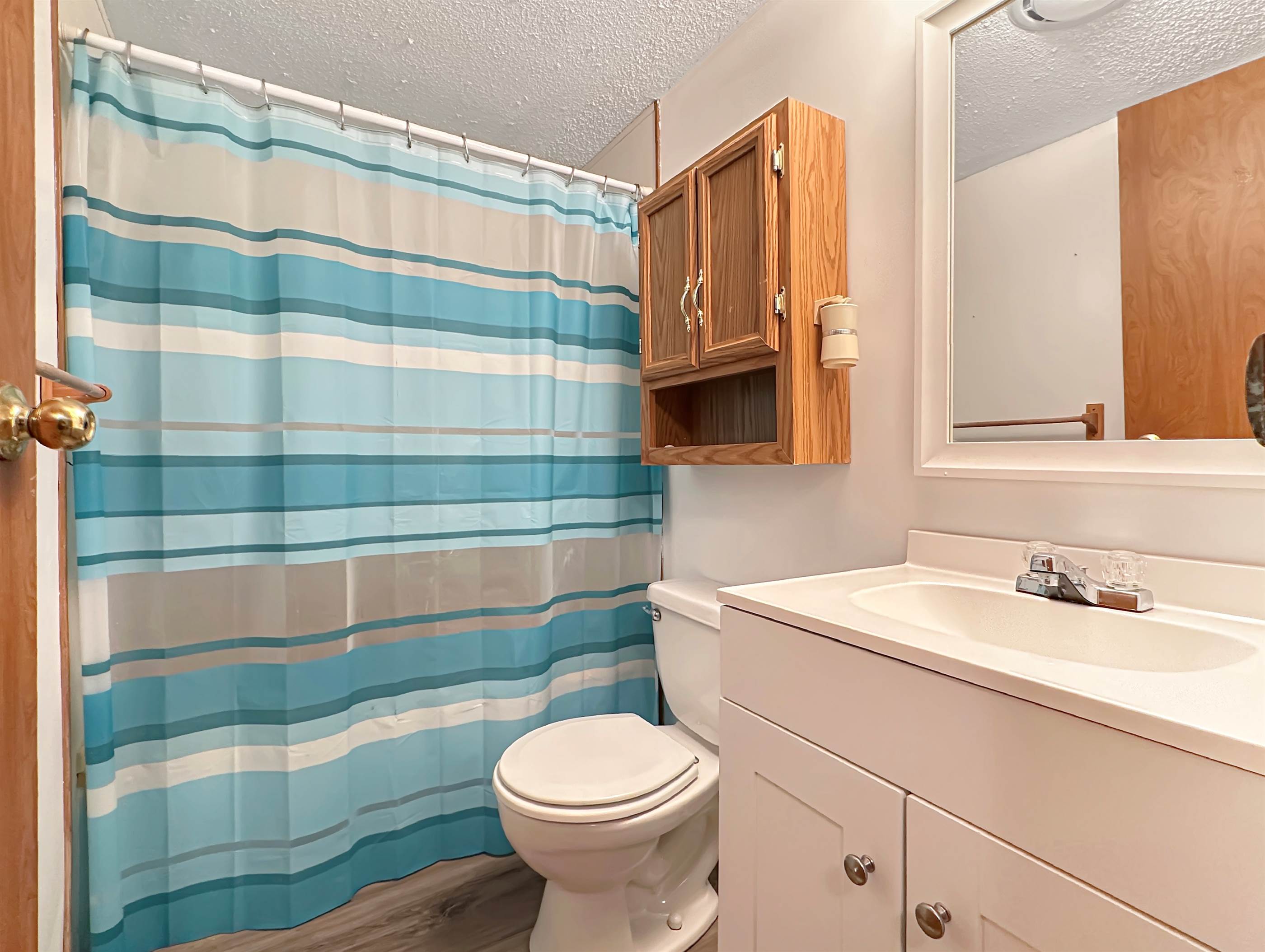 2749 Deer Pass Dr SW, Canton, OH 44706