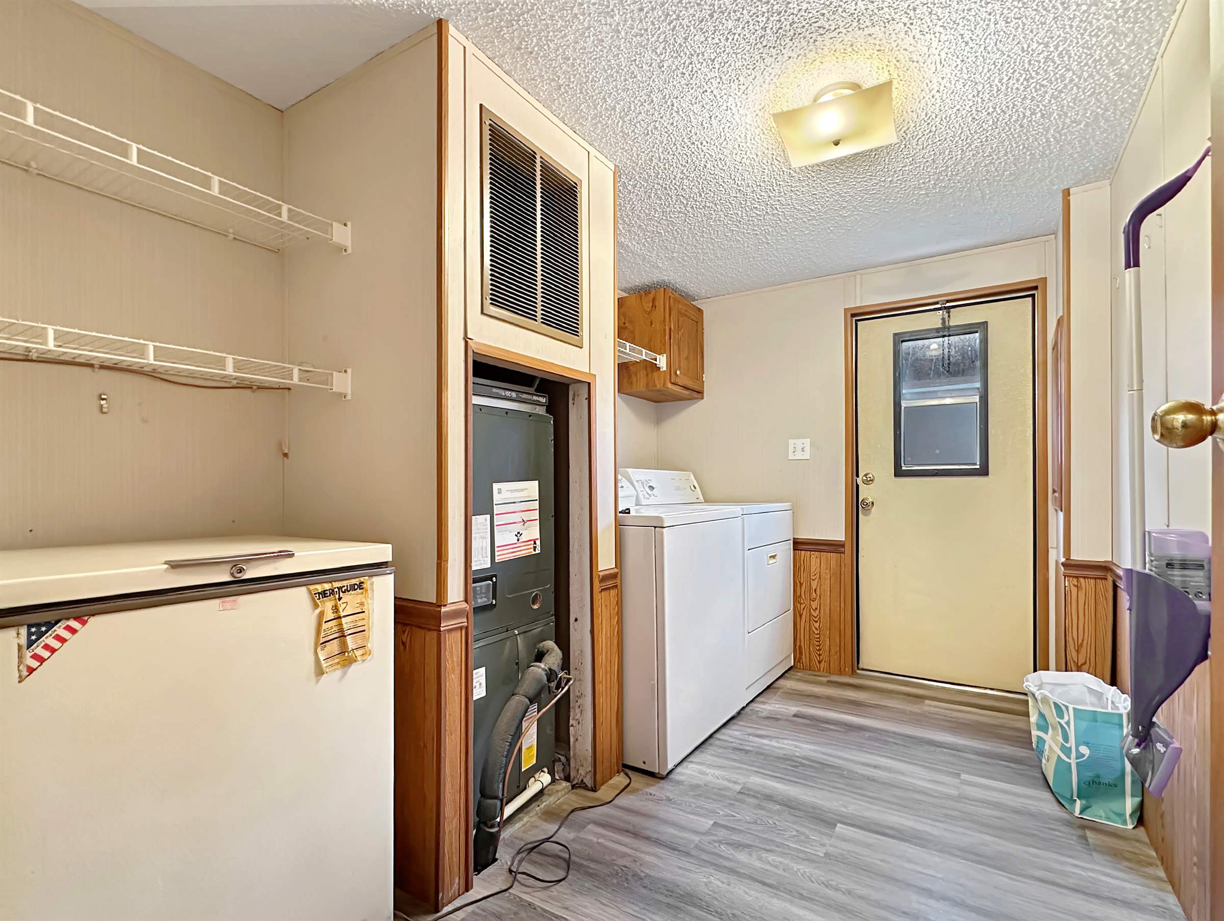 2749 Deer Pass Dr SW, Canton, OH 44706