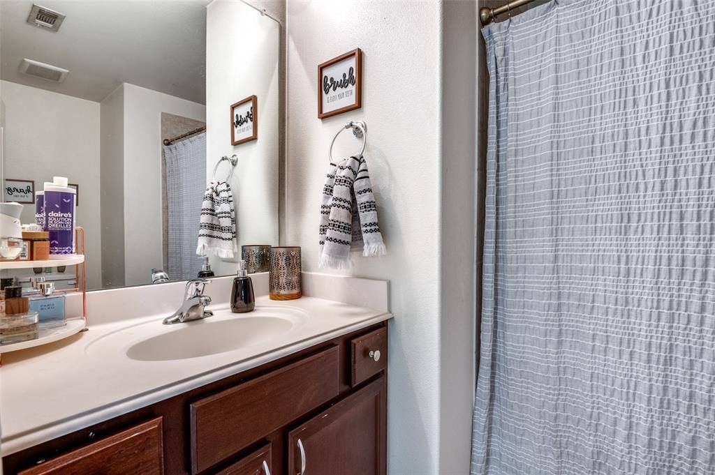 113 Rushmore Lane, Venus, TX 76084