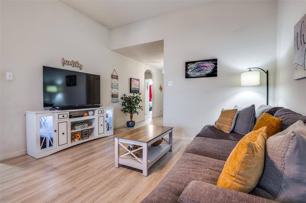 113 Rushmore Lane, Venus, TX 76084