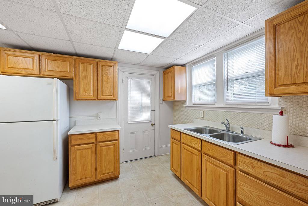 401 North Governors Ave, Dover, DE 19904