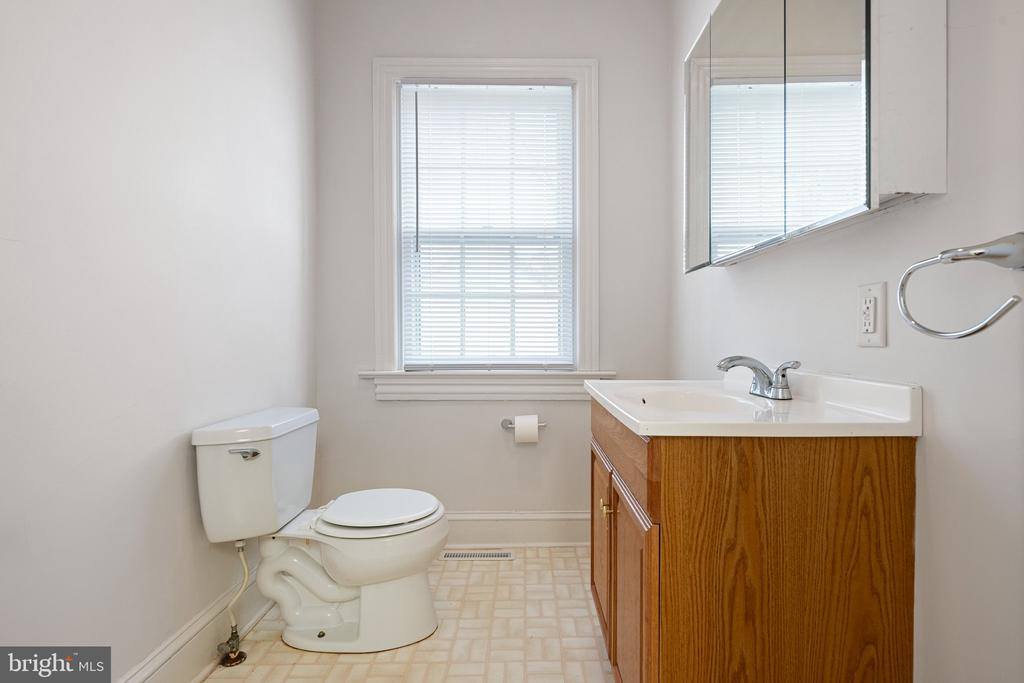 401 North Governors Ave, Dover, DE 19904