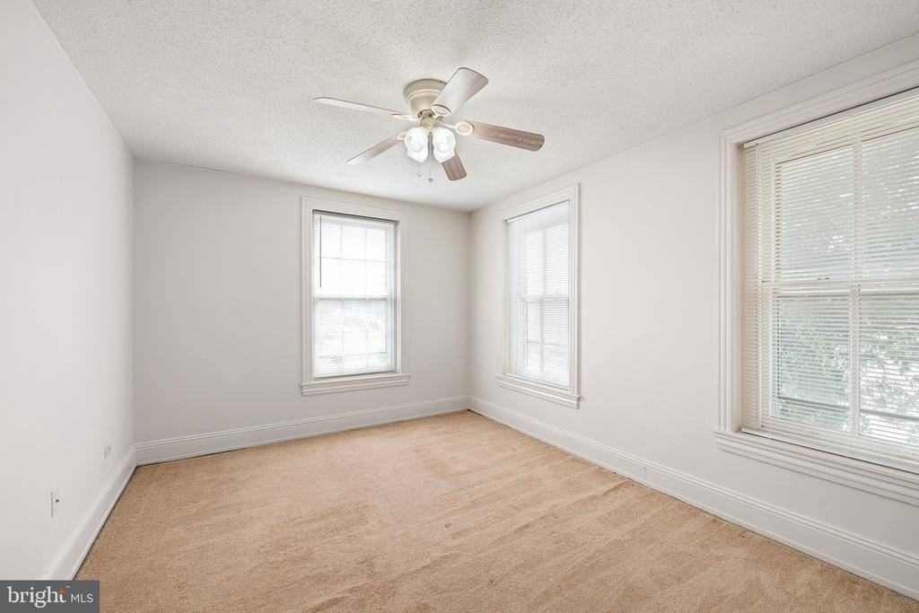 401 North Governors Ave, Dover, DE 19904