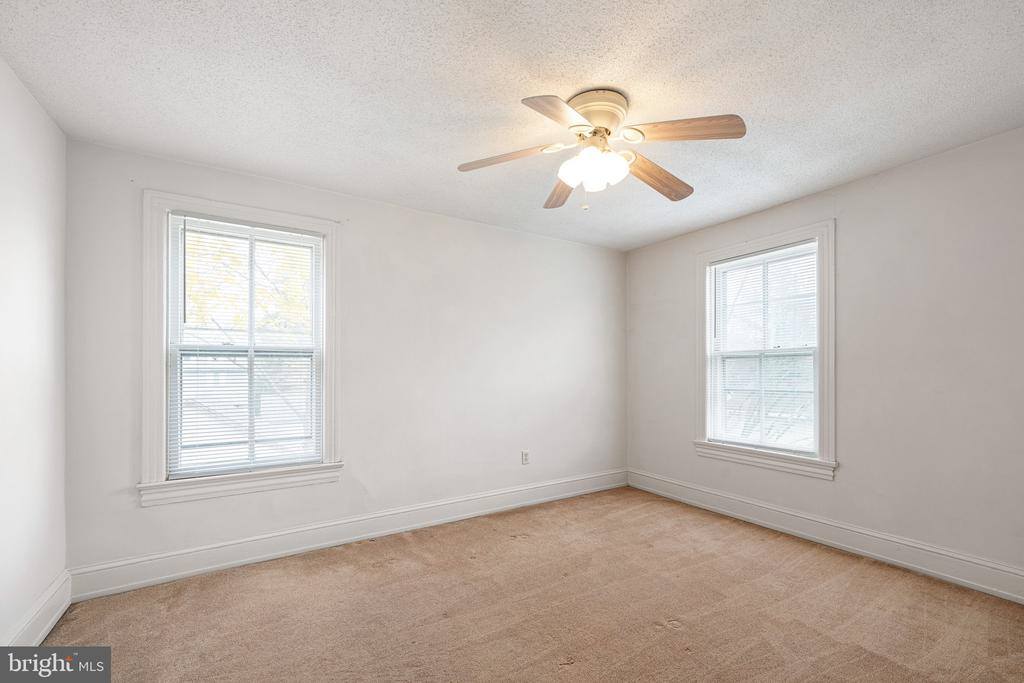 401 North Governors Ave, Dover, DE 19904