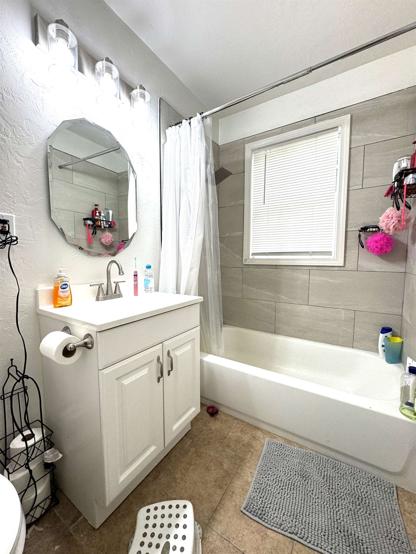 1706 NW Baldwin Ave, Lawton, OK 73507