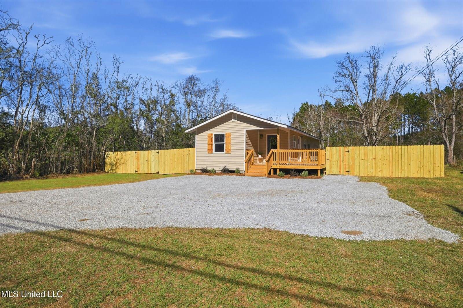 14822 Parker Road, Biloxi, MS 39532