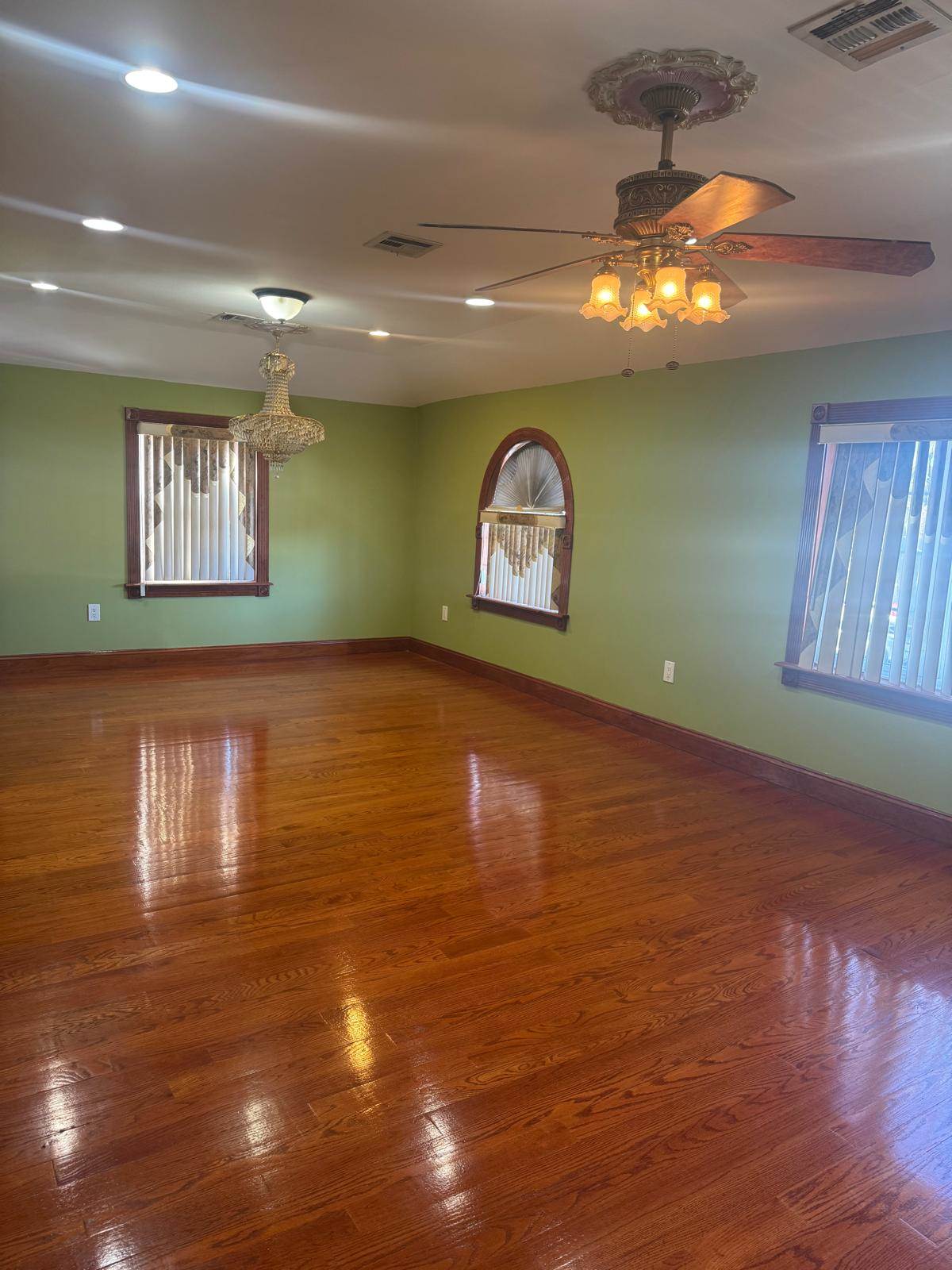 85-19 239th Street, Bellerose, NY 11426