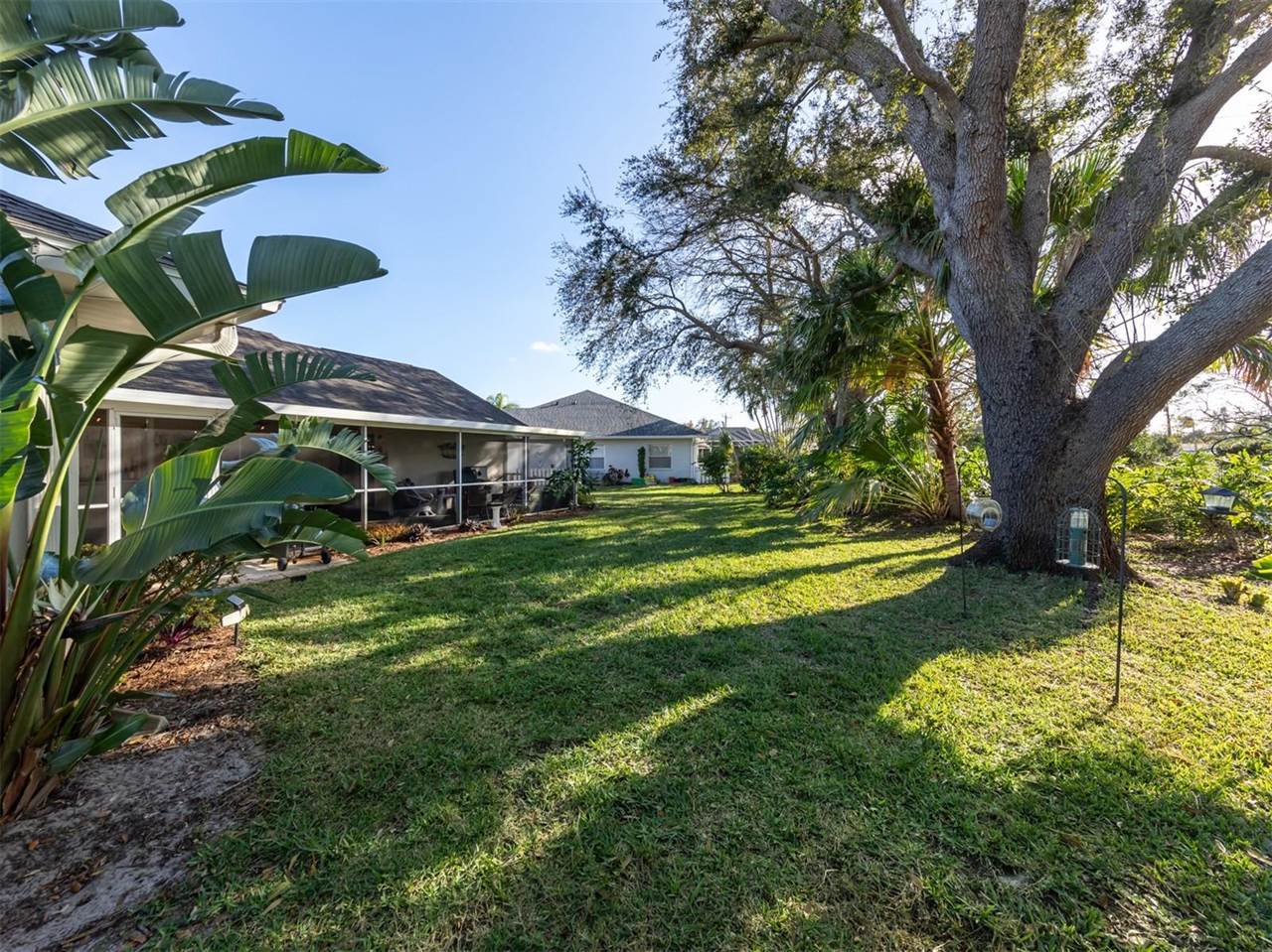 323 Woodvale Drive, Venice, FL 34293