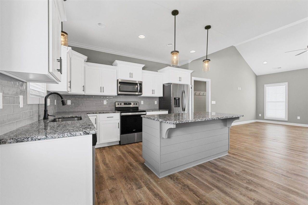 3270 Black Walnut Court, Bowling Green, KY 42101