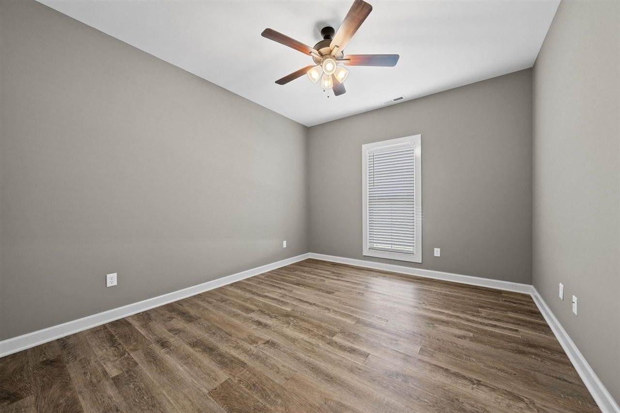 3270 Black Walnut Court, Bowling Green, KY 42101