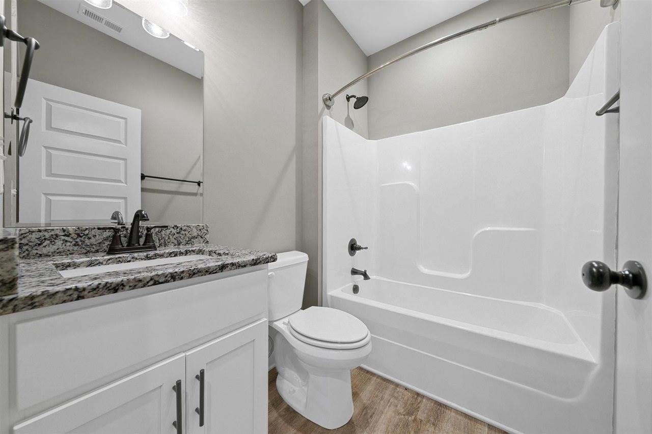 3270 Black Walnut Court, Bowling Green, KY 42101