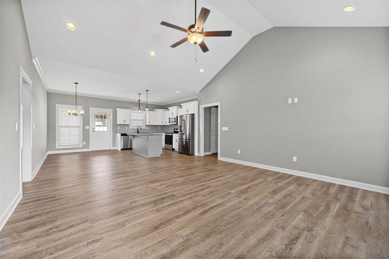 3270 Black Walnut Court, Bowling Green, KY 42101