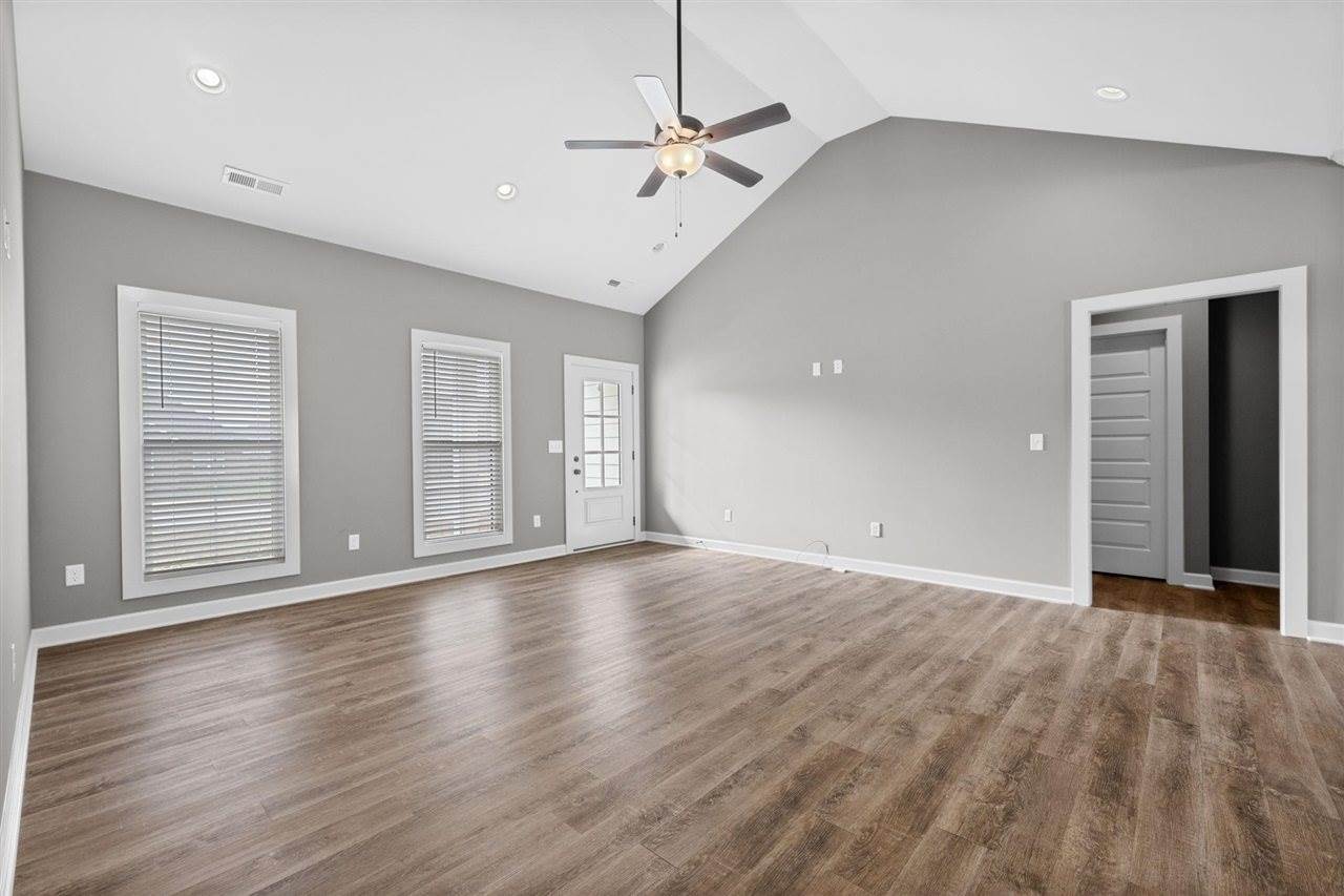 3270 Black Walnut Court, Bowling Green, KY 42101