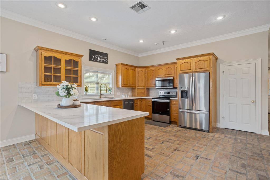 3766 North Highway 27, Sulphur, LA 70663