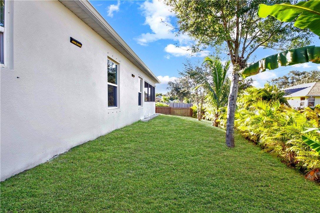 852 Jordan Avenue, Sebastian, FL 32958