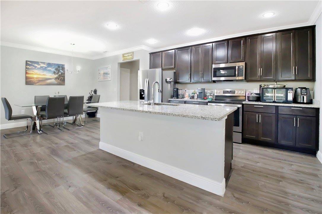 852 Jordan Avenue, Sebastian, FL 32958