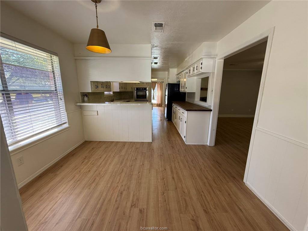 2007 Southwood Drive, College Station, TX 77840