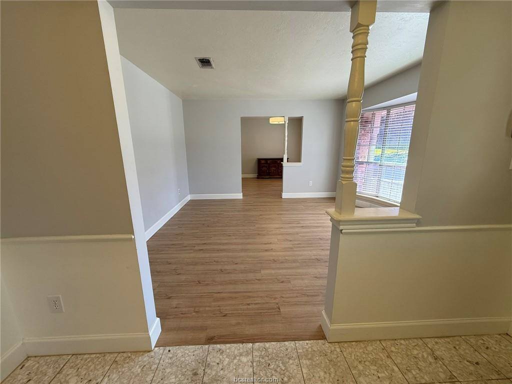 2007 Southwood Drive, College Station, TX 77840