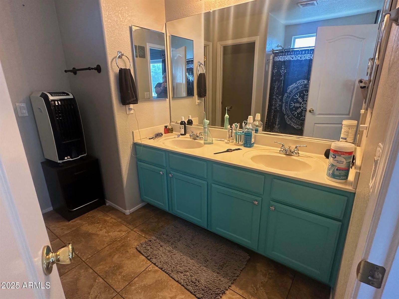 4967 East Meadow Lark Way, San Tan Valley, AZ 85140