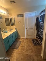 4967 East Meadow Lark Way, San Tan Valley, AZ 85140