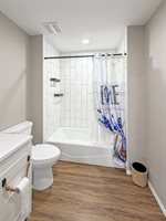 1413 South Locust Avenue, Freeport, IL 61032