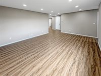 1413 South Locust Avenue, Freeport, IL 61032