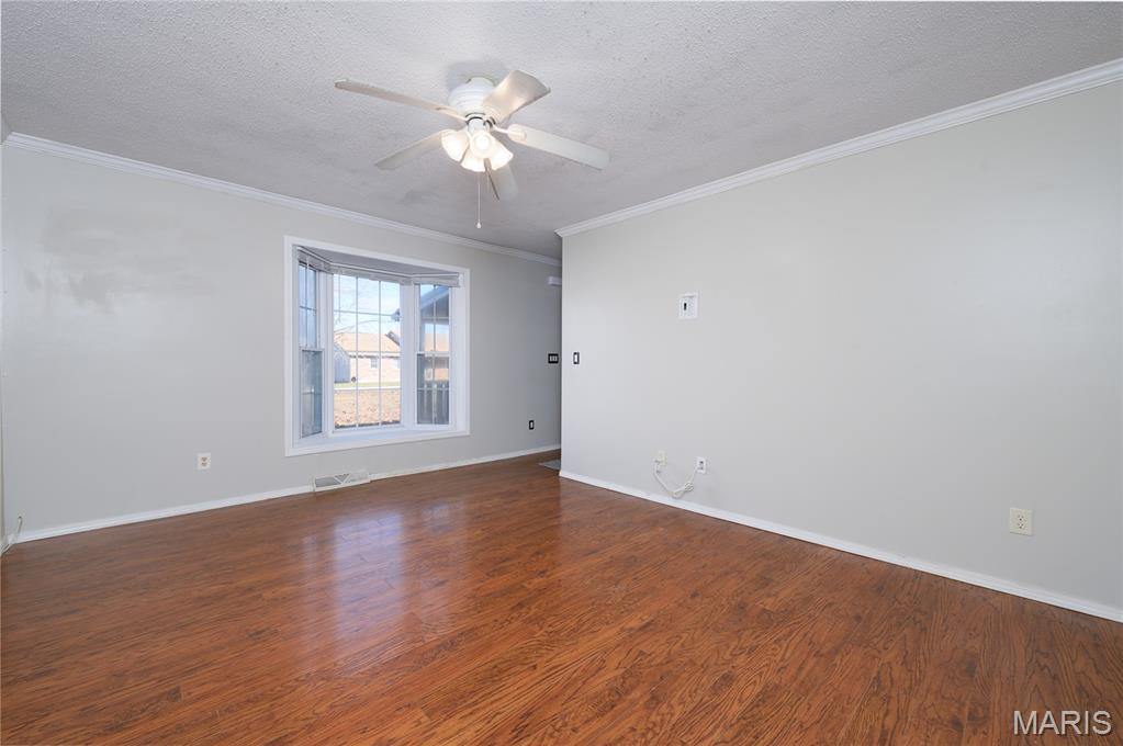 16600 Harmony Lane, Saint Robert, MO 65584