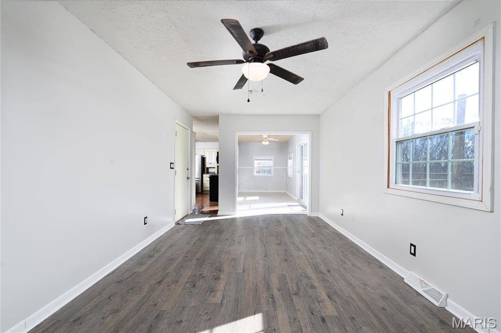 16600 Harmony Lane, Saint Robert, MO 65584