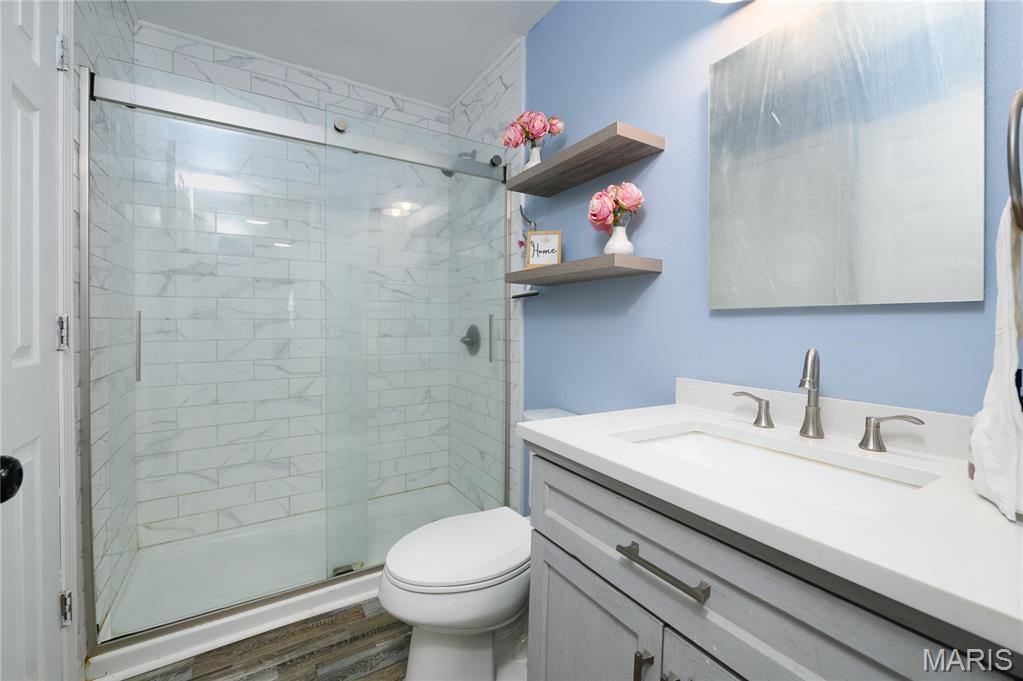 16600 Harmony Lane, Saint Robert, MO 65584