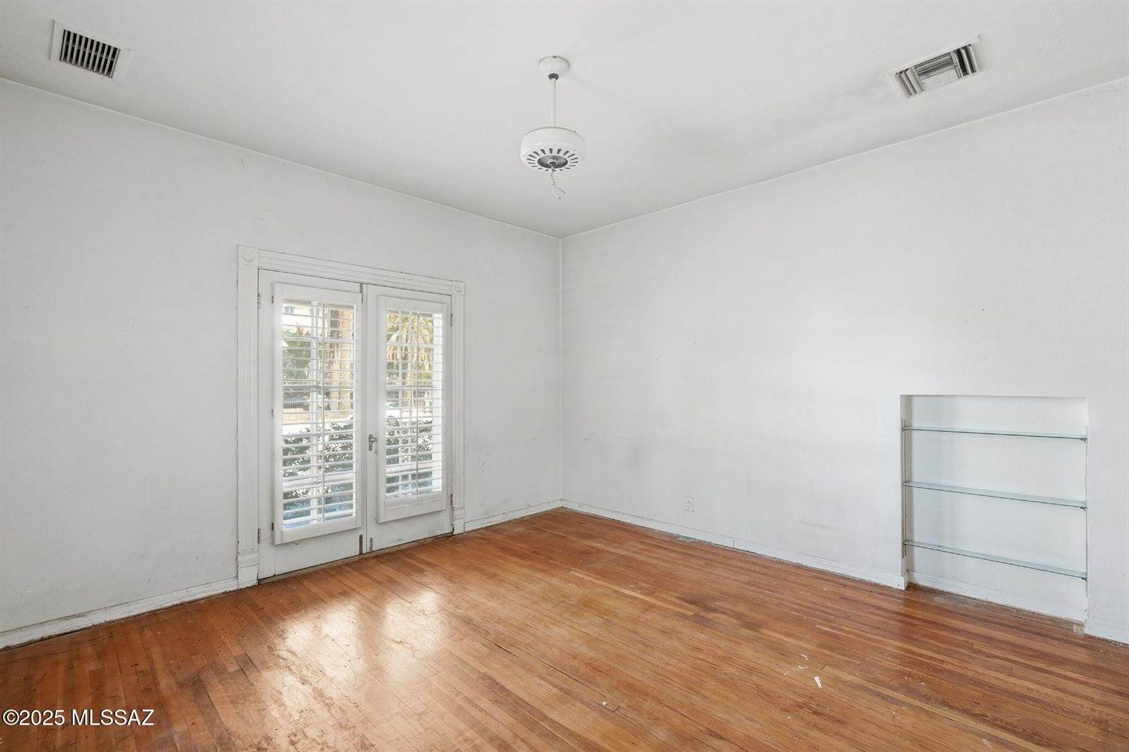 28 East 15th Street, Tucson, AZ 85701