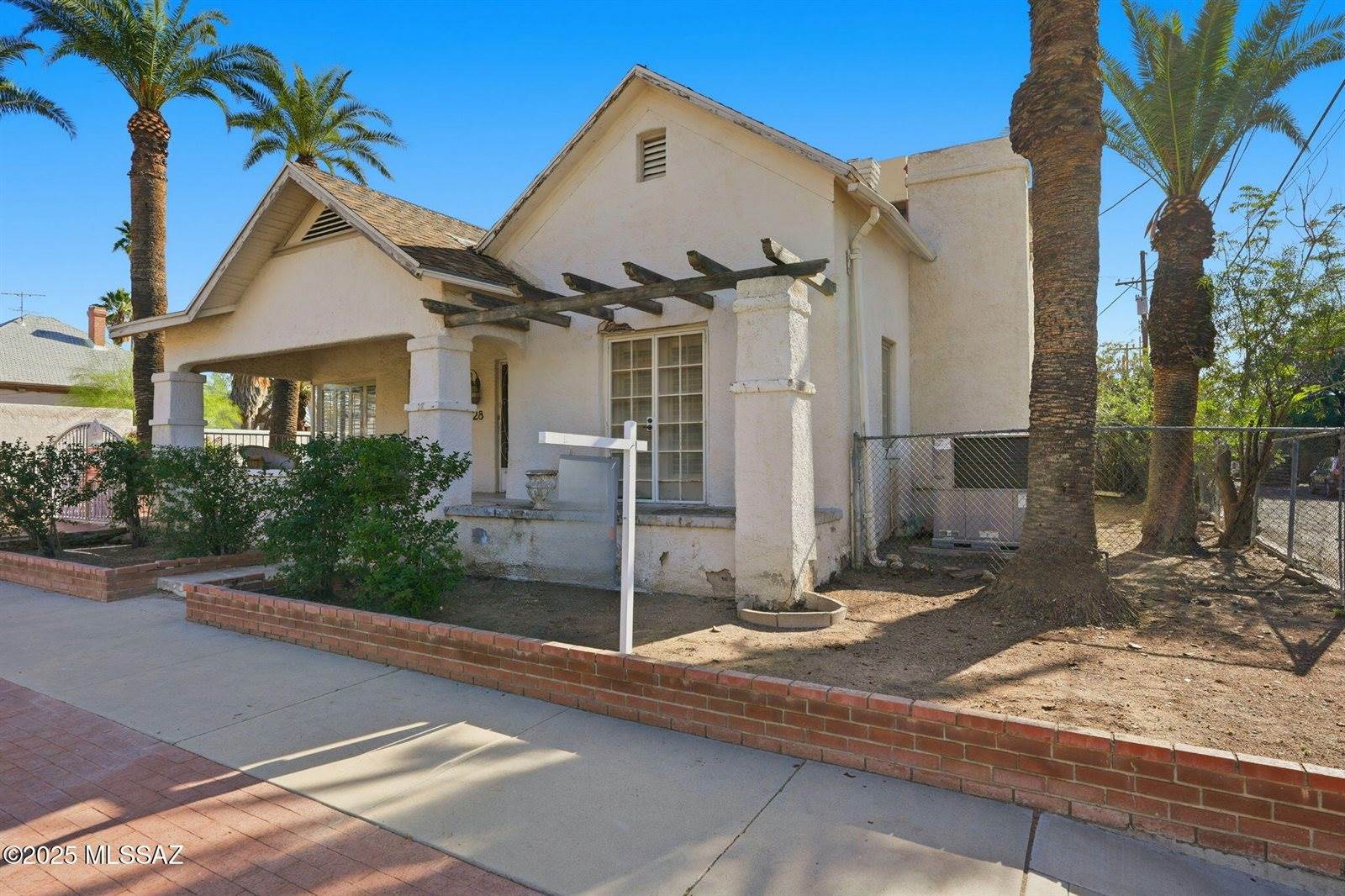 28 East 15th Street, Tucson, AZ 85701