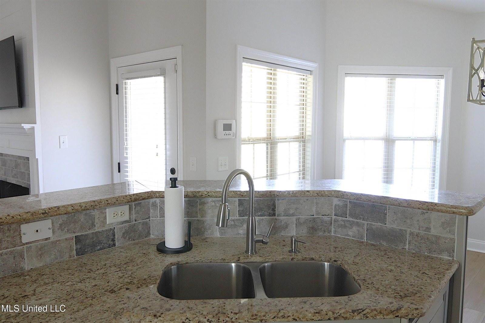 102 Willow Place, Brandon, MS 39047