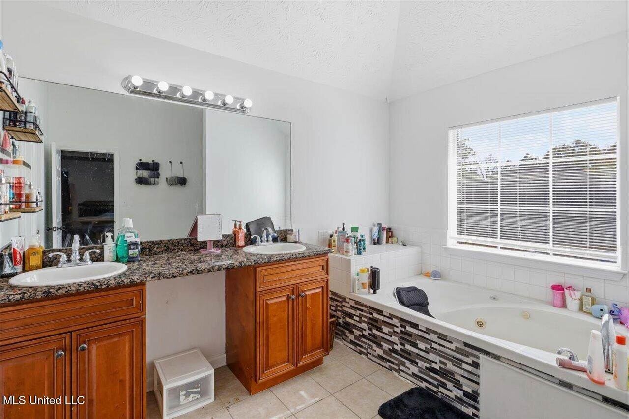 204 Lyle Circle, Brandon, MS 39042