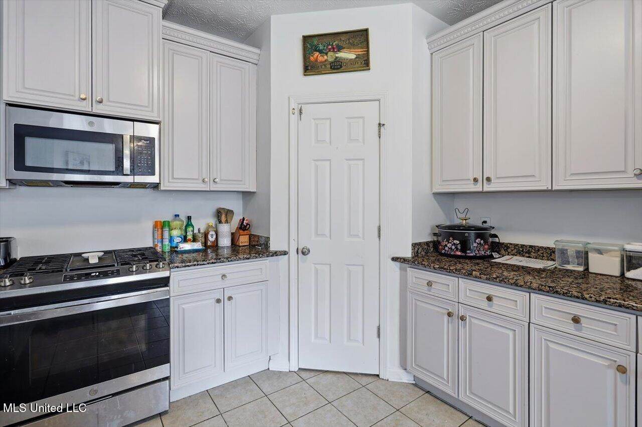 204 Lyle Circle, Brandon, MS 39042