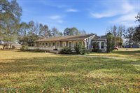 3224 Oakley Road, Raymond, MS 39154