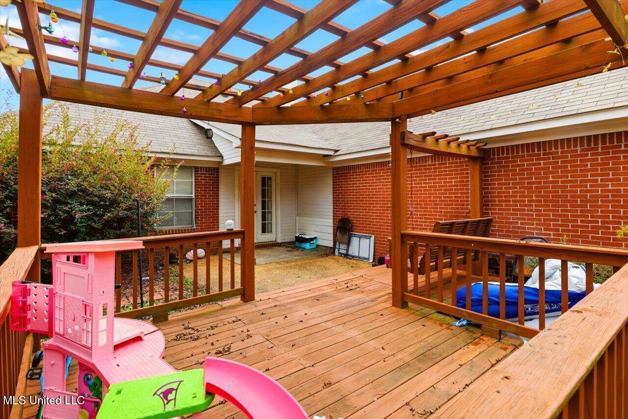 2046 South Cobblestone Cove, Brandon, MS 39042