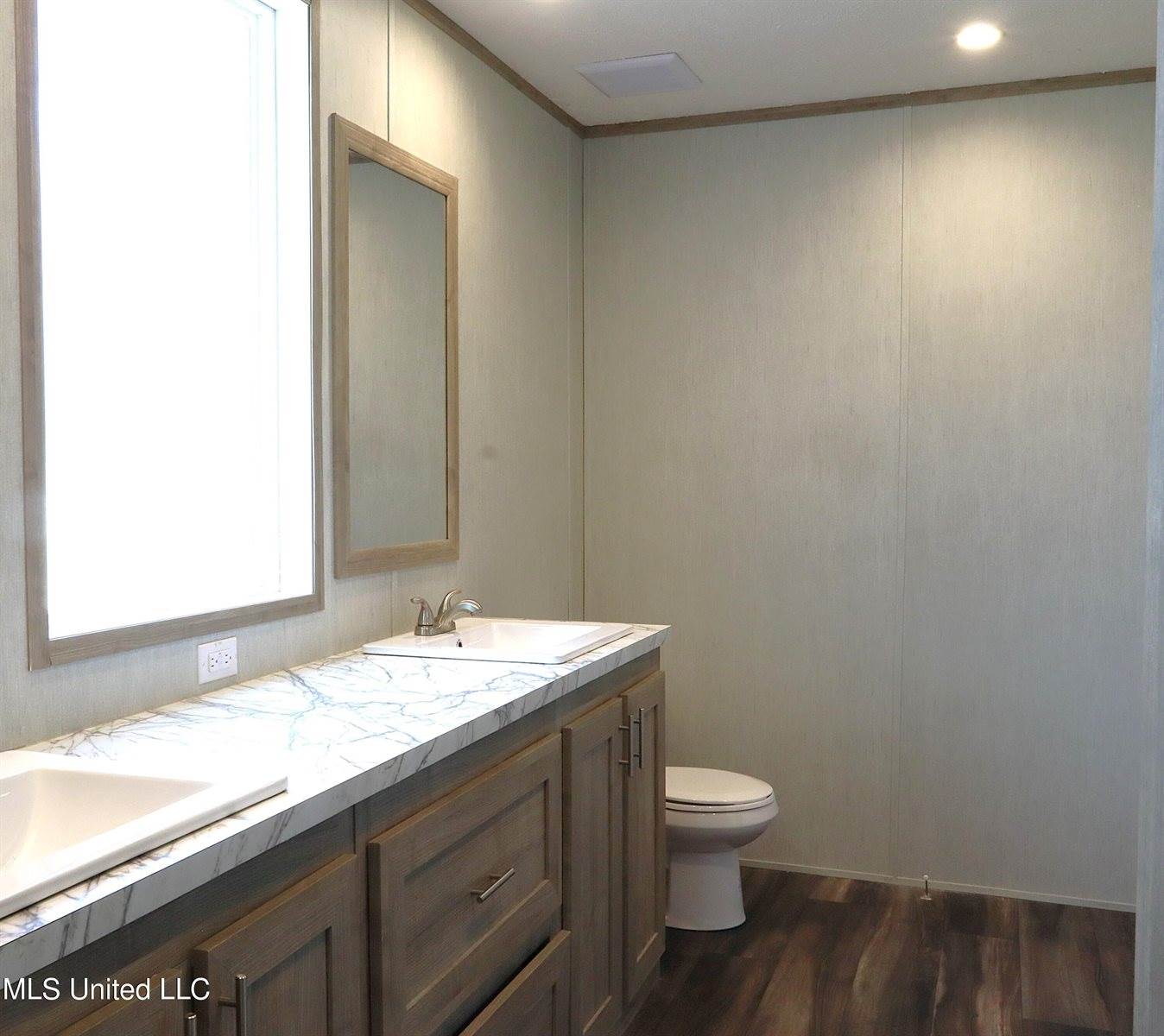 4027 Hillsboro Drive, Brandon, MS 39042