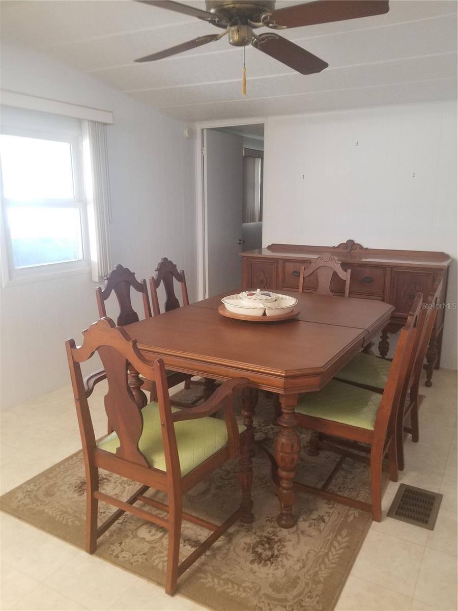 11211 101ST Way, Largo, FL 33773